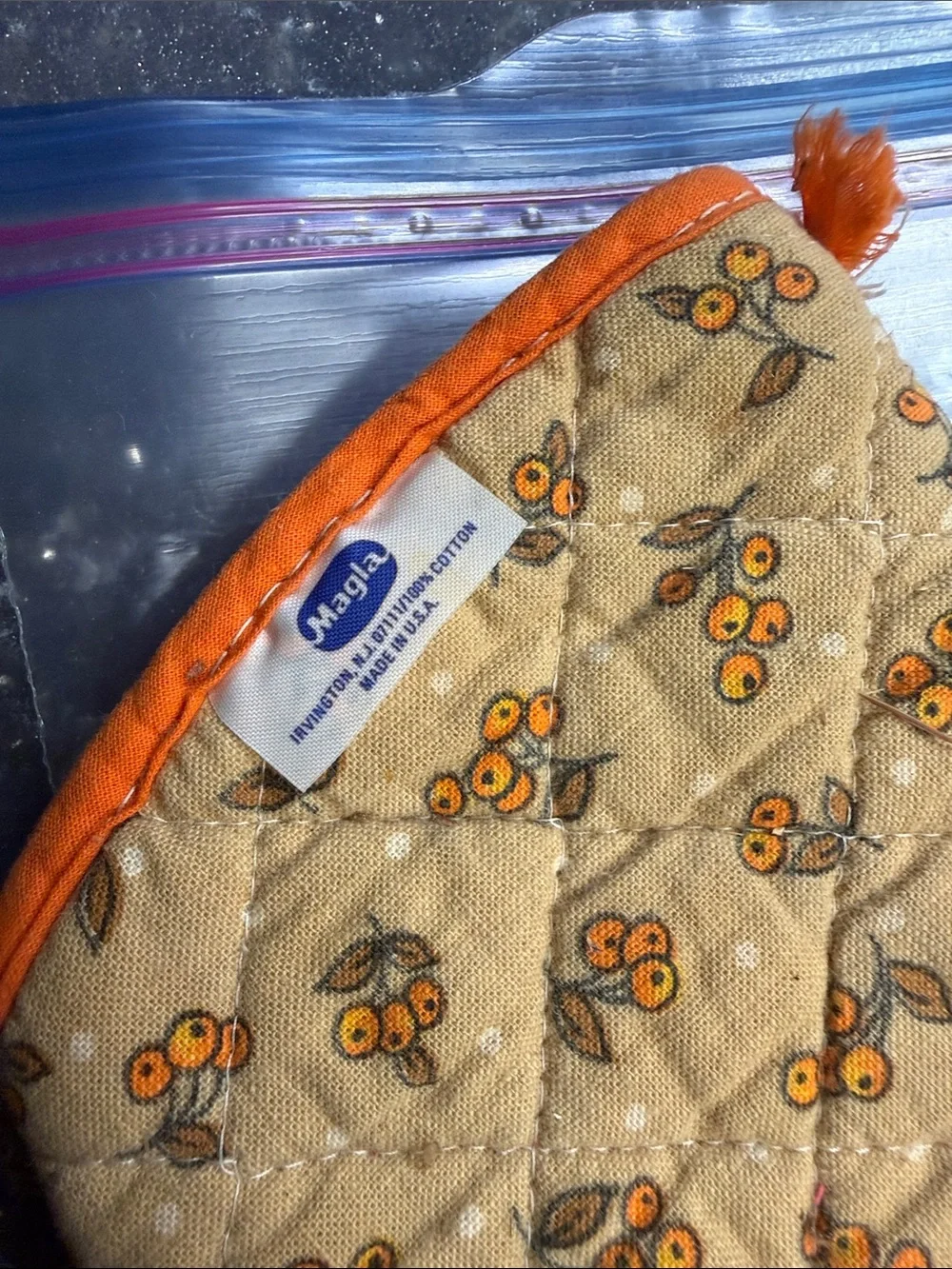 1970’s vintageQuilted Oven Mitts with Floral & Berry Prints - Green, Tan, Orange